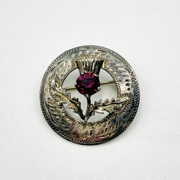 Dainty Vintage Sterling Silver and Amethyst Thistle Brooch - Picture 5 of 9